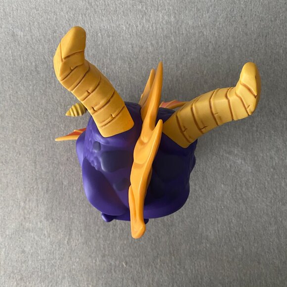 Funko POP! Jumbo Vinyl Figure Spyro the Dragon 10" GameStop Exclusive #528 - Picture 15 of 16